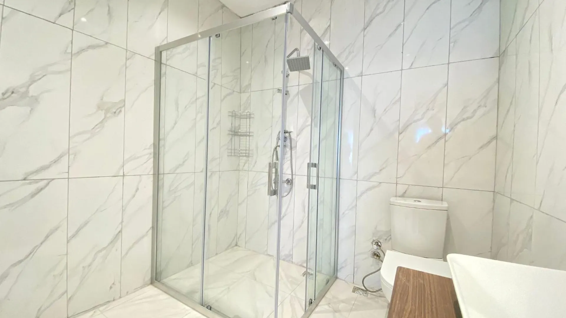 Stylish Lakeview Home 2 Bedroom Steps To The Lake Bogazici 0*,  Turquia